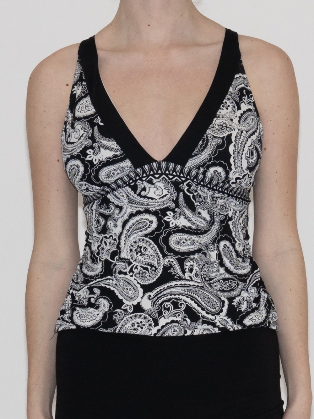 Y2k graphic tankini top black and white size medium liz claiborne